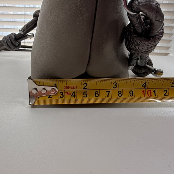 NWT Catherine Malandrino Taupe/Beige Crossbody Bag/ Silver/Metallic Panel - Picture 8 of 8